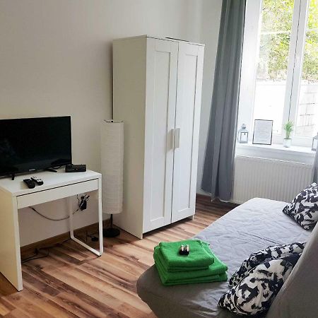 Apartament Nr 15 - 2 Pokoje Z Prywatnymi Lazienkami Centrum 波兹南 外观 照片
