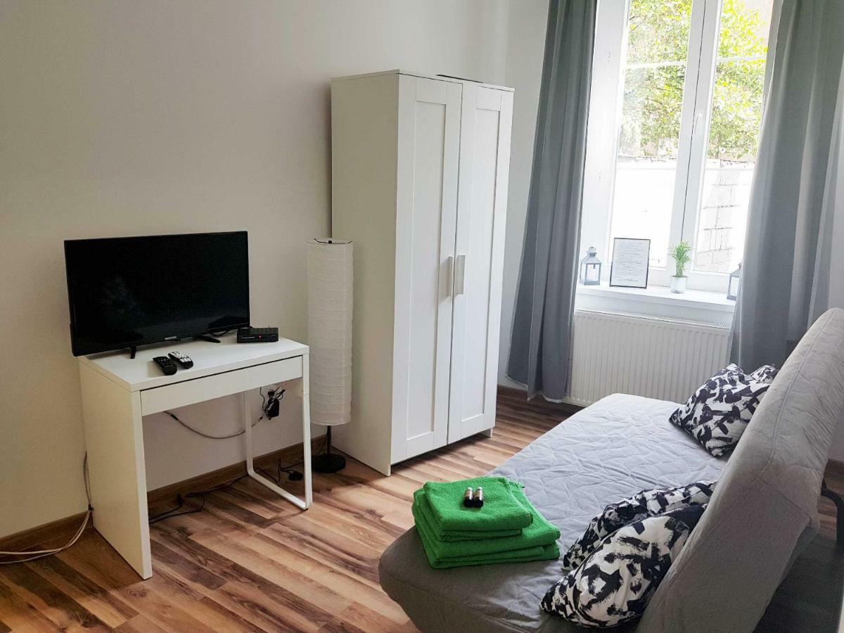 Apartament Nr 15 - 2 Pokoje Z Prywatnymi Lazienkami Centrum 波兹南 外观 照片